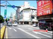 靠民生路交叉口 廣告超明顯 靠民生路交叉口 廣告超明顯