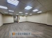 近巨城大坪數適辦公/工作室 近巨城大坪數適辦公/工作室